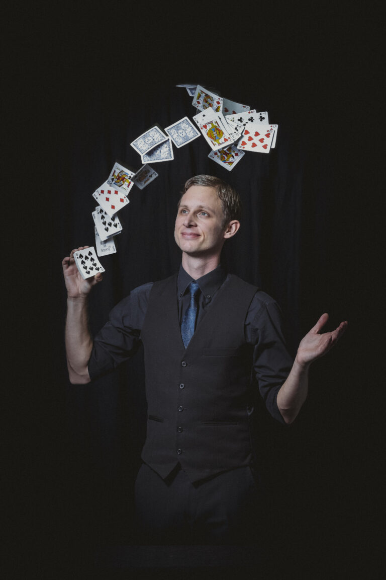 1 Stuart_Lightbody_Card_Arch